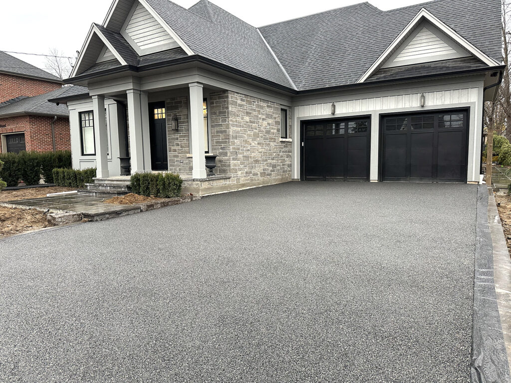 permeable driveway in milton using resin bound aggregate by dream pave