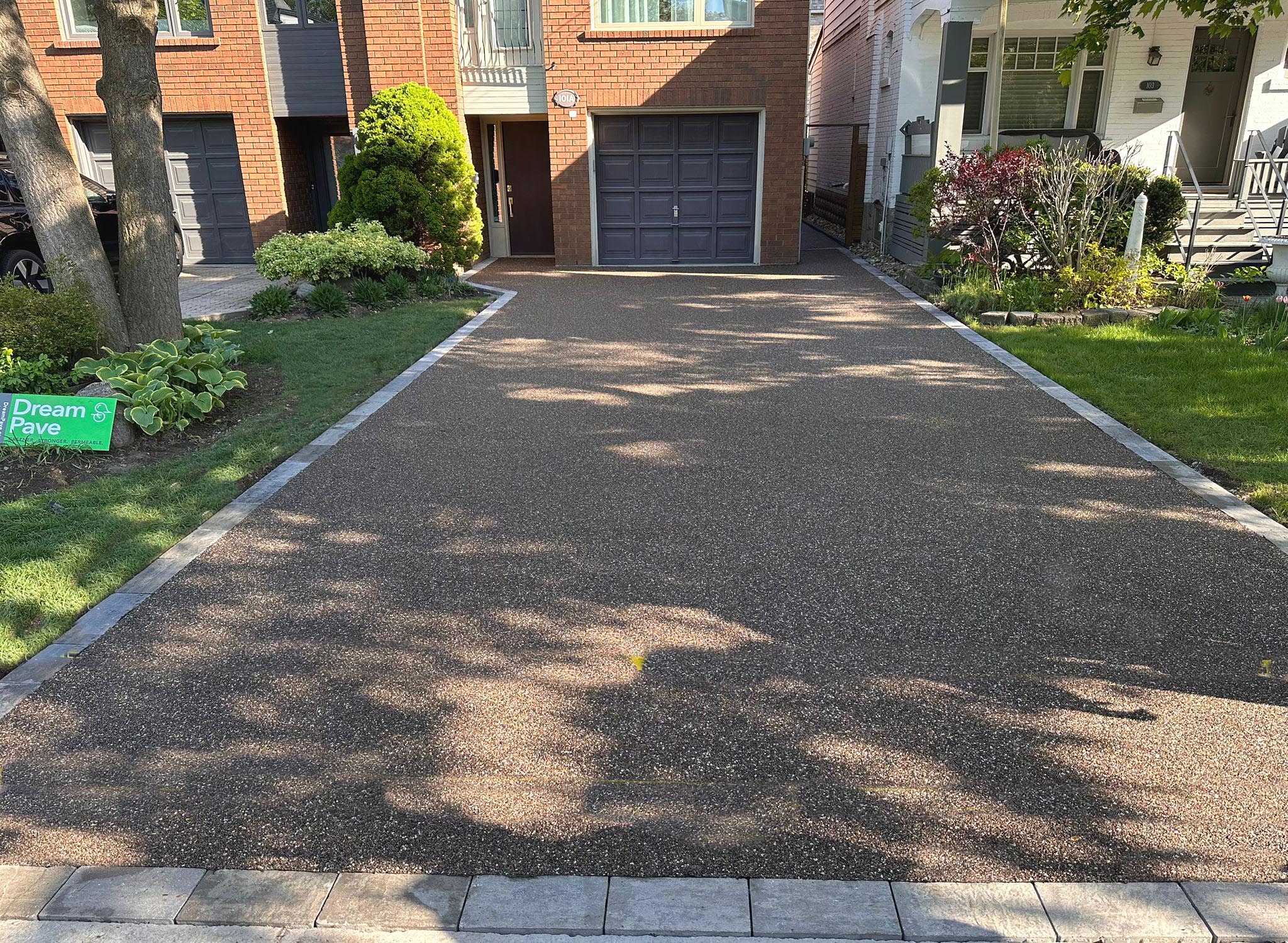 resin bound permeable driveway Toronto by dream pave